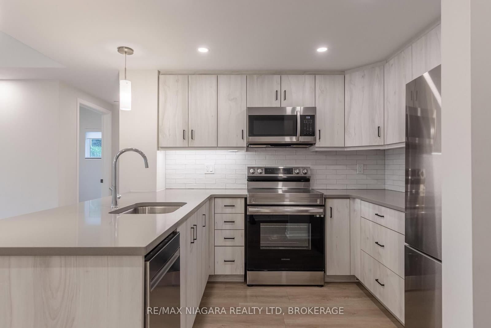 3998 Victoria Avenue, Unit 101 - Image 6