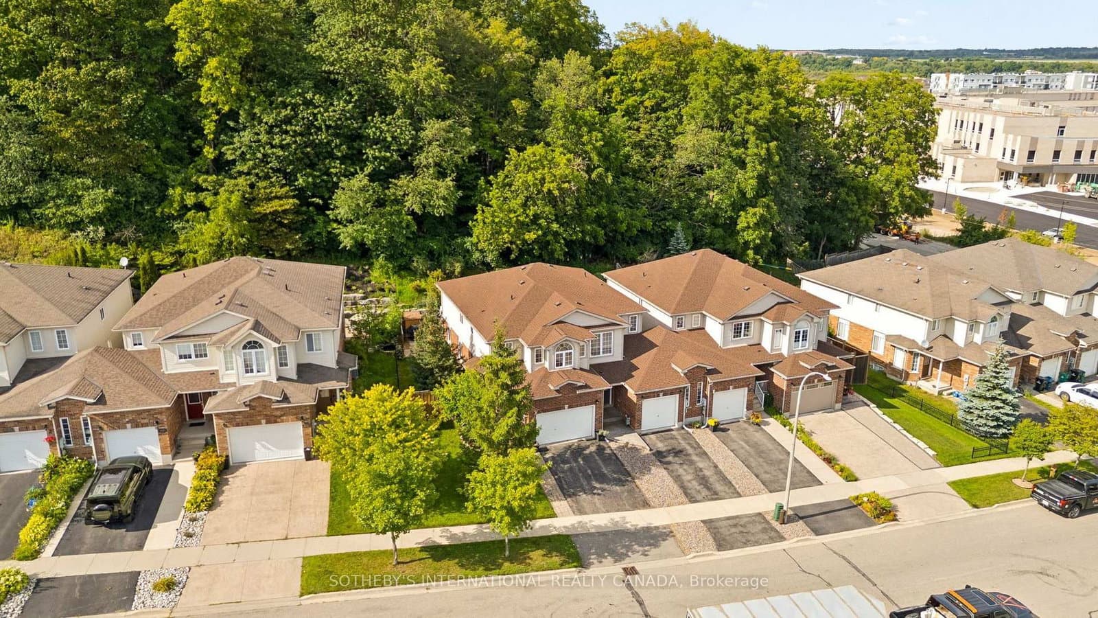 131 Upper Mercer Street - Image 2