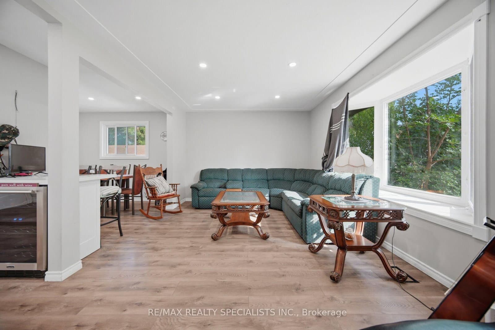 60 Elmwood Avenue - Image 4