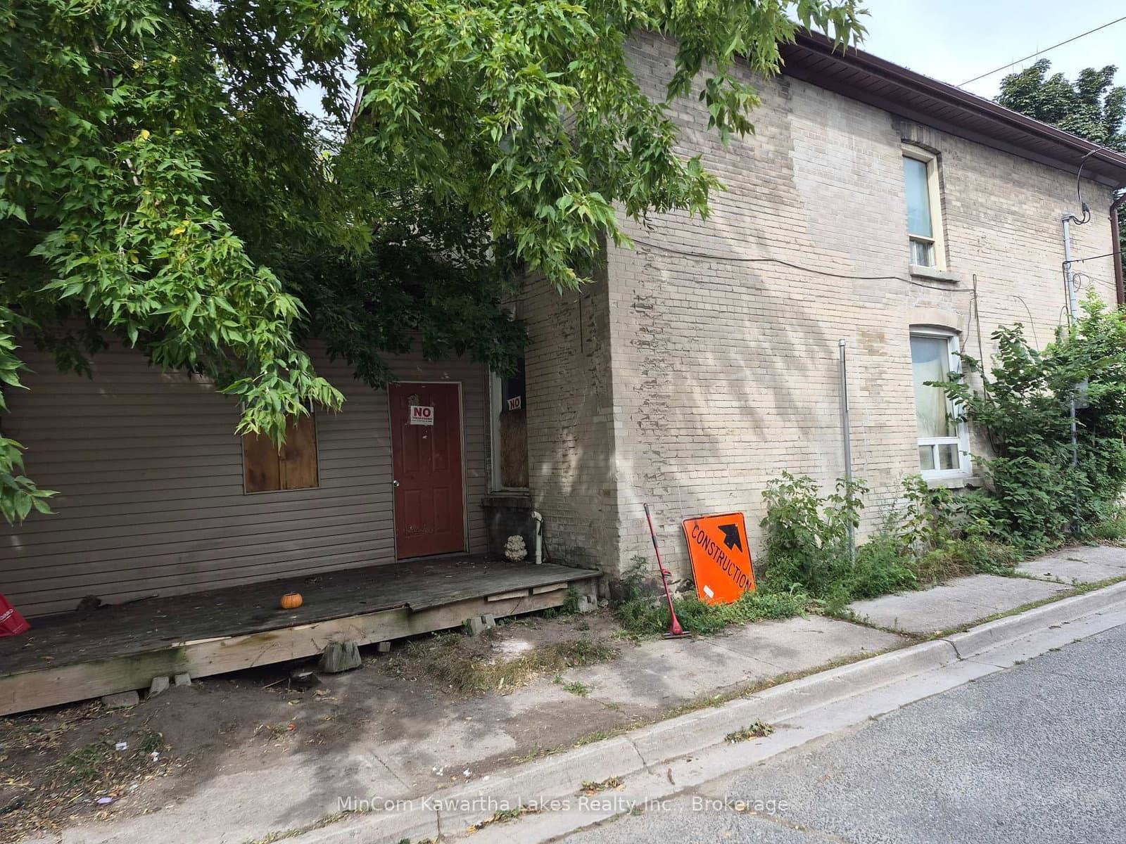 467 ALBERT Street - Image 3