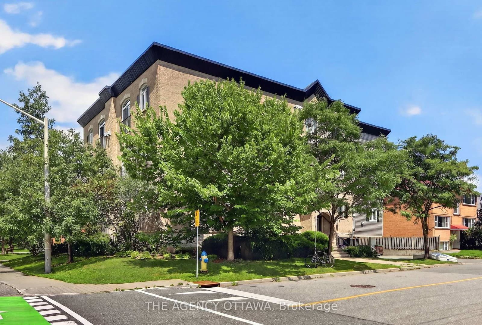 711 Churchill Avenue N, Unit 203 - Image 5