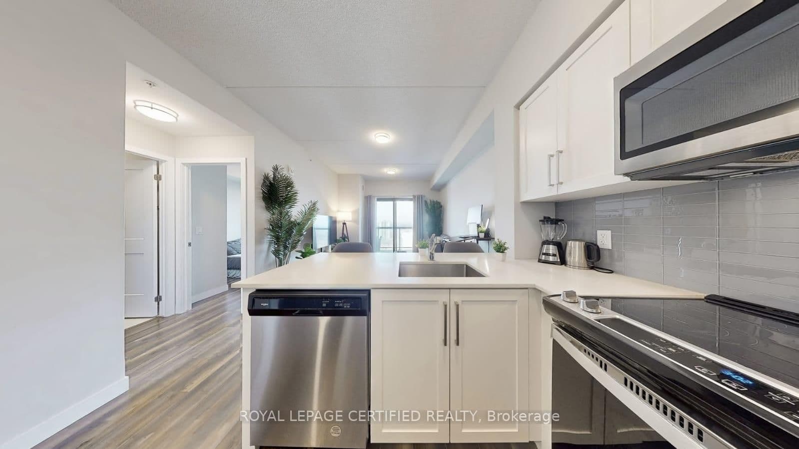 15 Queen Street S, Unit 1608 - Image 6