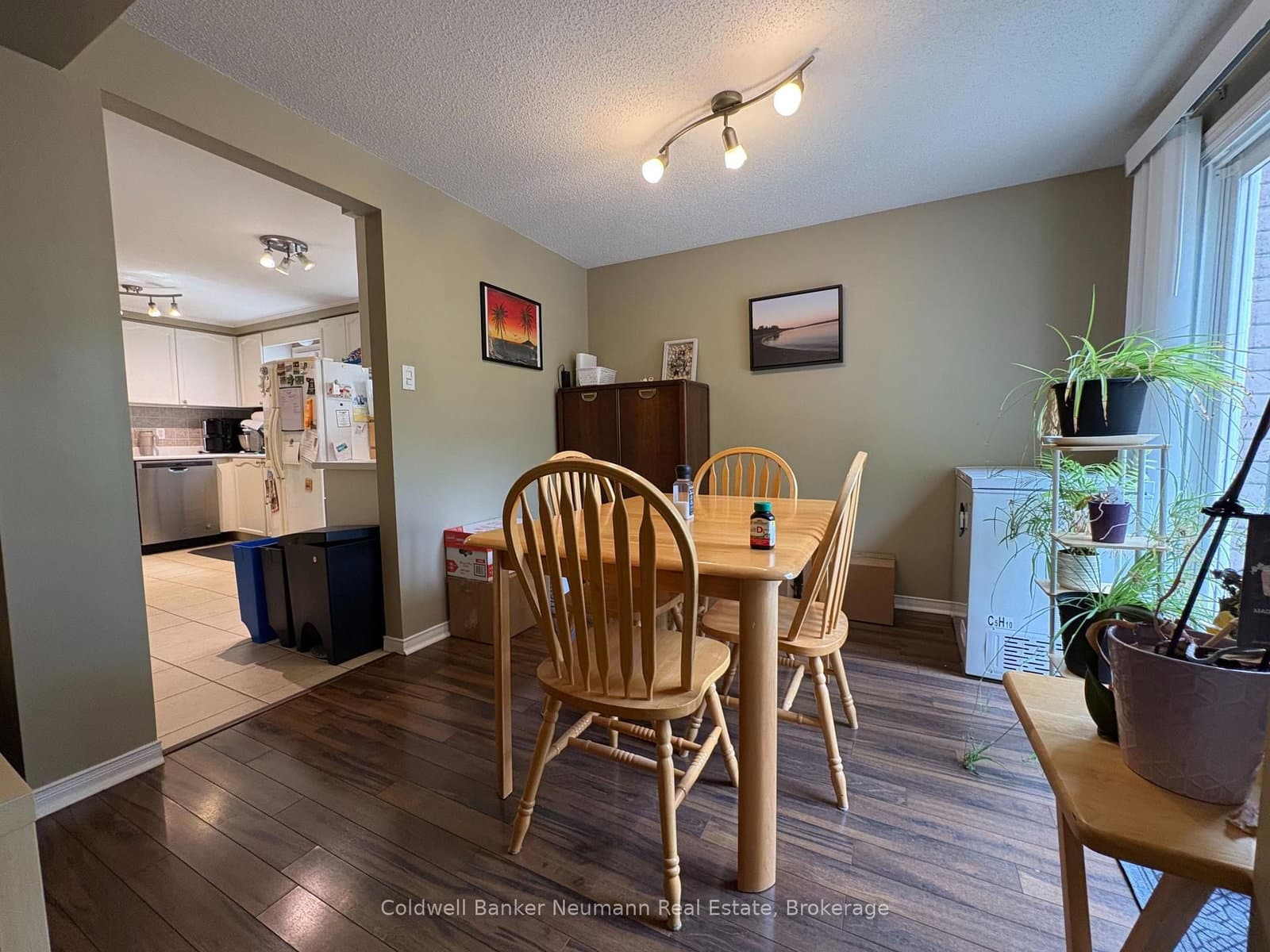 120 Moss Place, Unit UPPER - Image 4