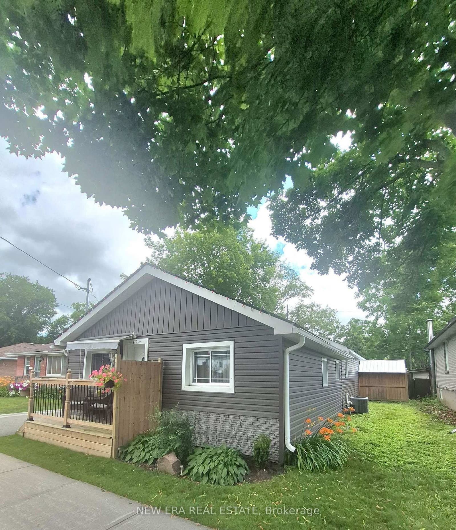 779 Chamberlain Street - Image 2