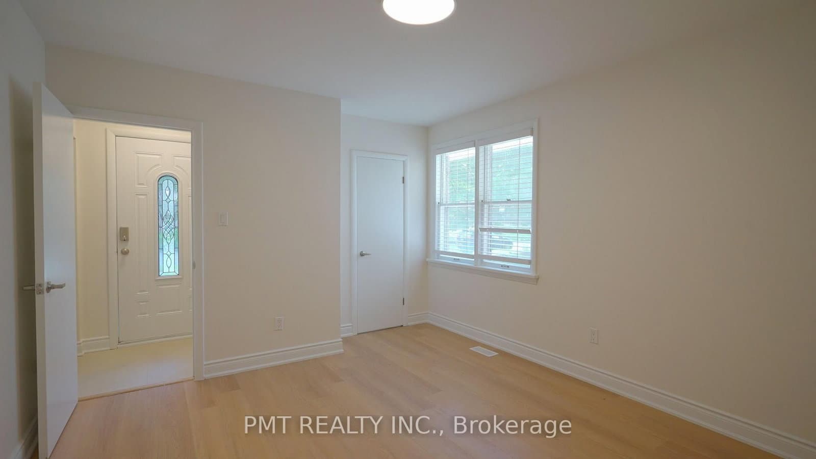 143 Elgin Crescent - Image 2