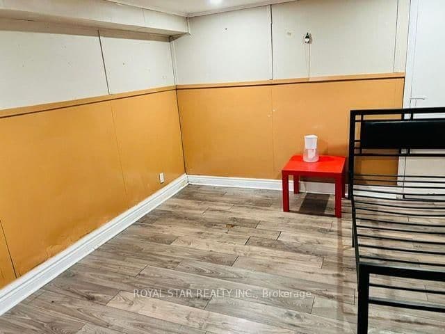 2139 Kingsway Drive - Image 3