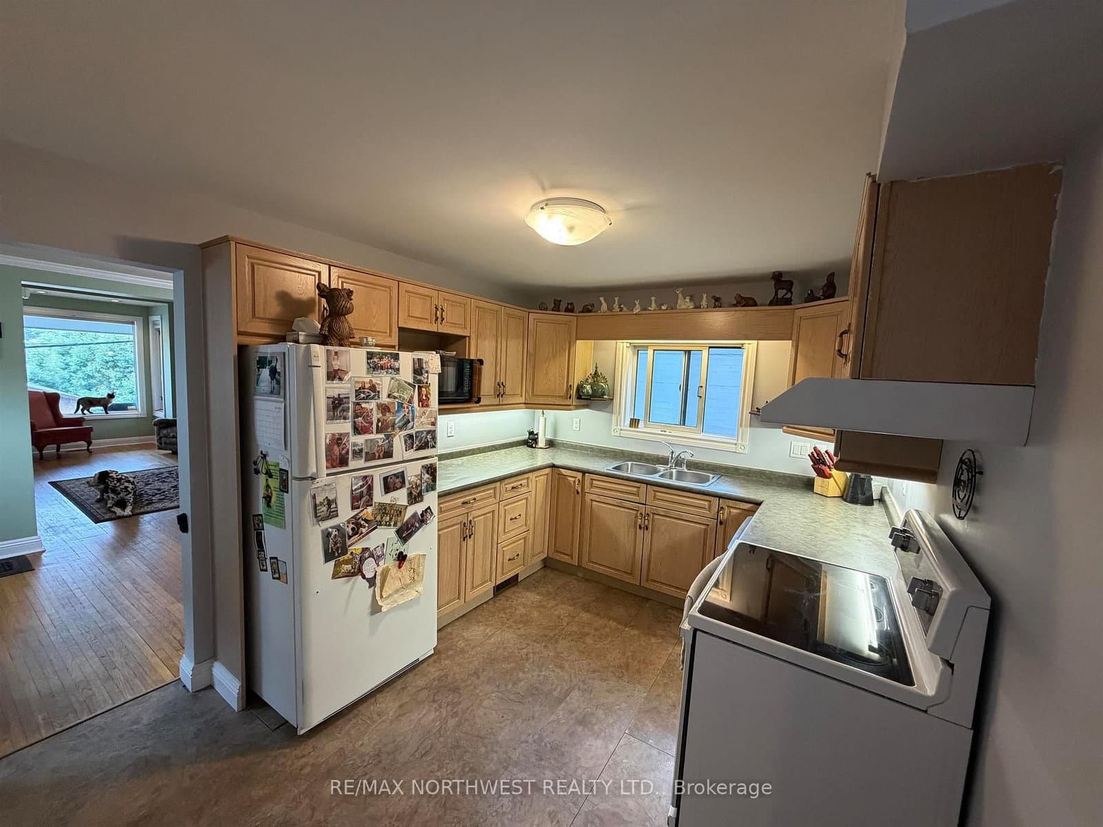 512 Third Street South - Image 5
