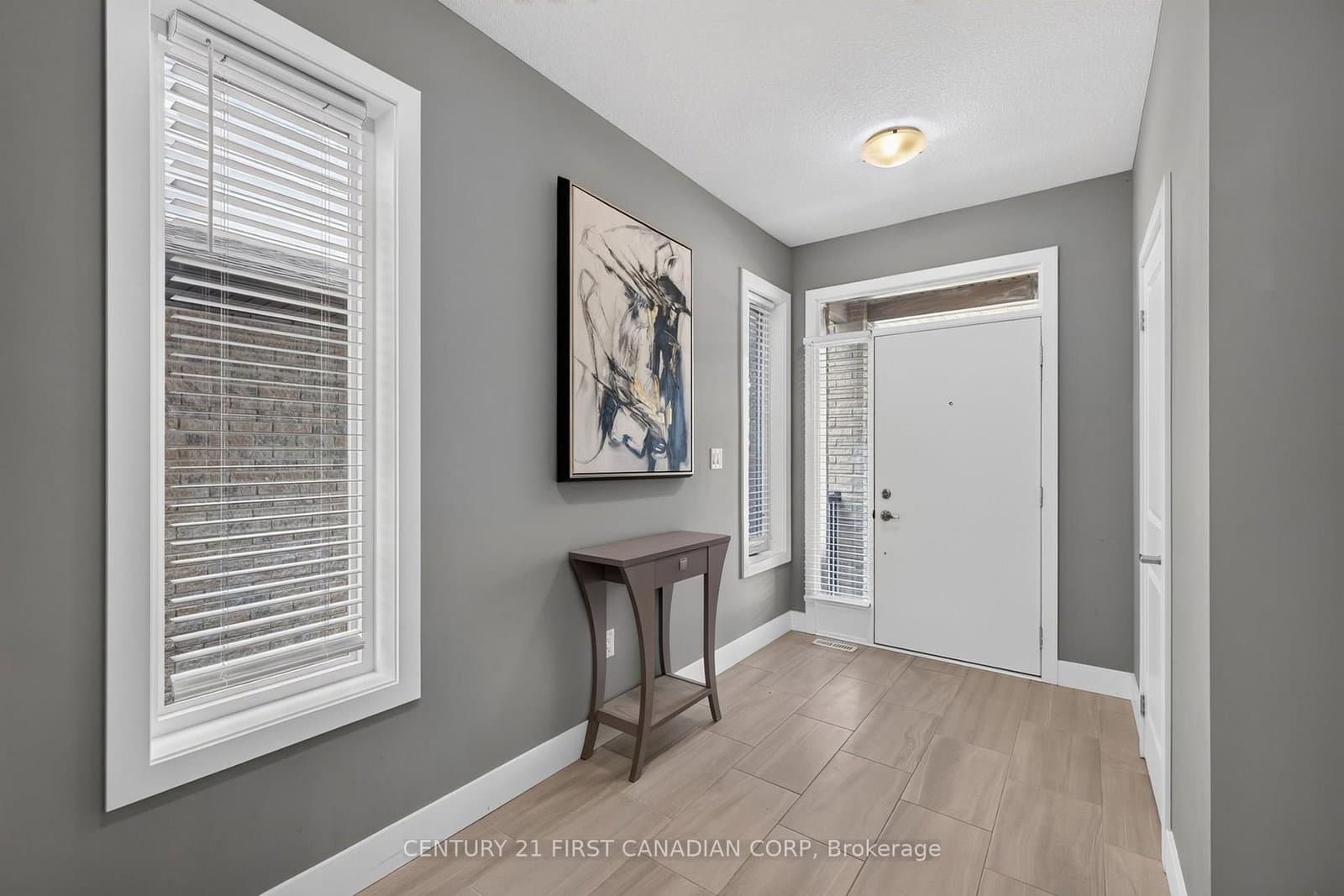 362 Edgevalley Road - Image 3