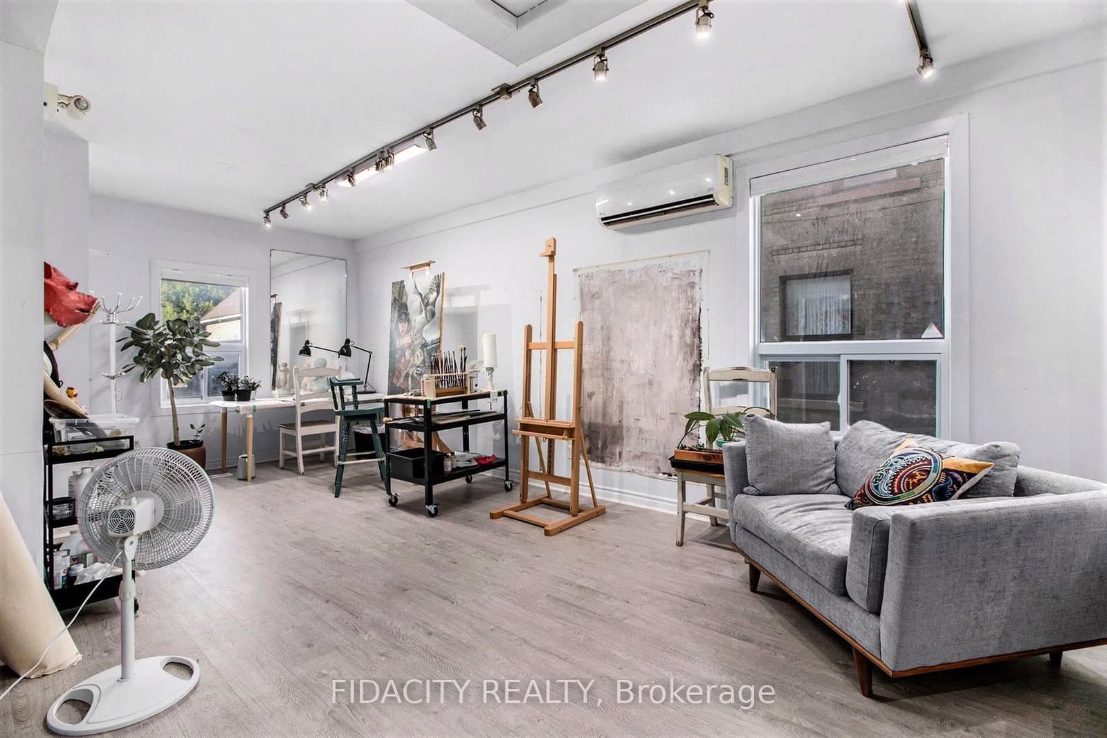 640 Somerset Street W - Image 3