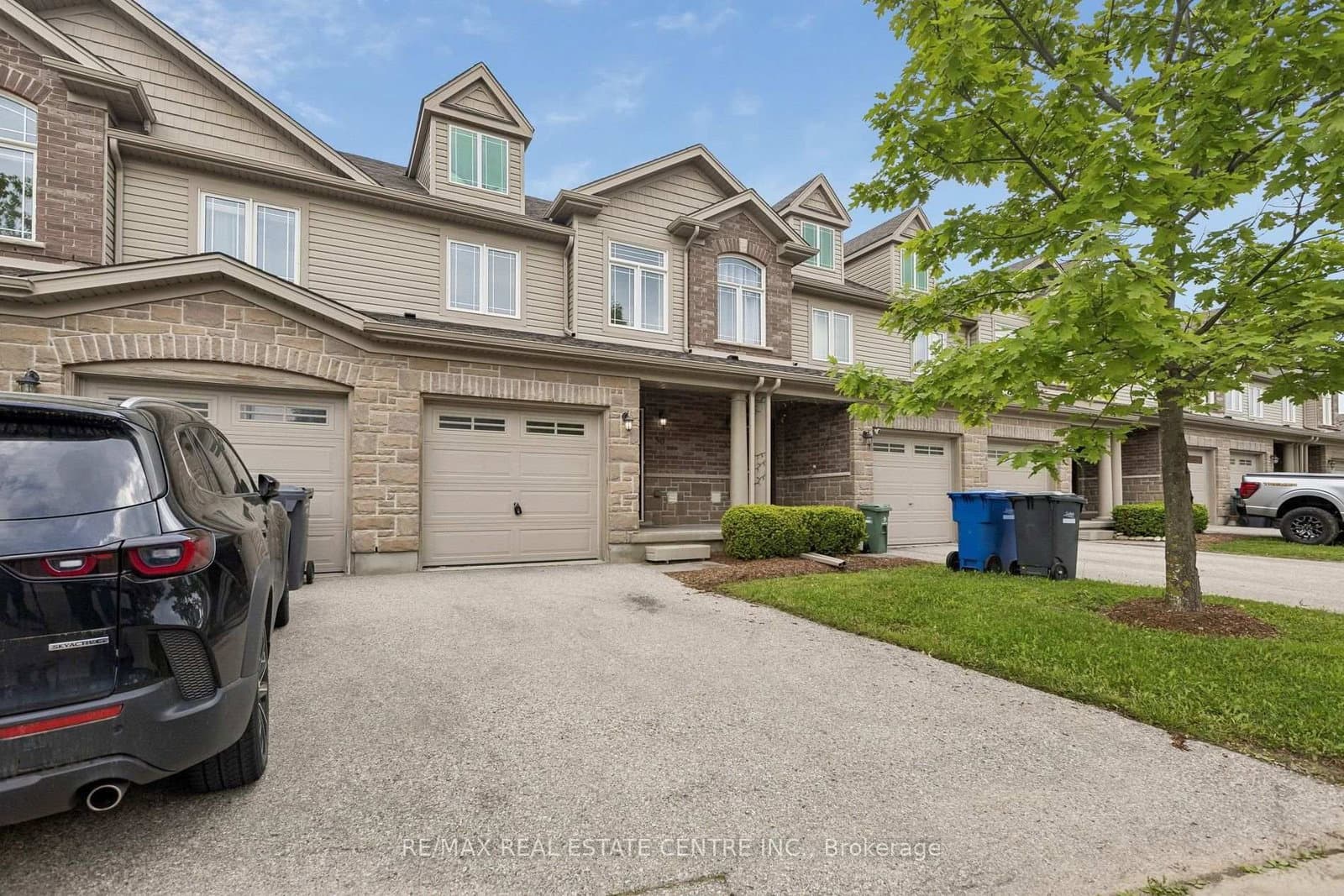 30 Oldfield Drive, Unit 30O - Image 3