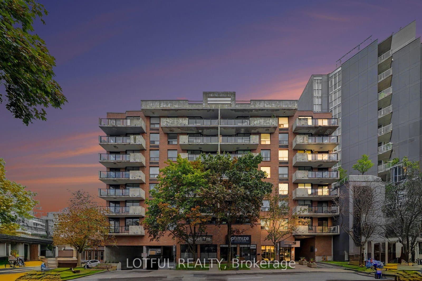 99 Holland Avenue, Unit 605 - Image 2