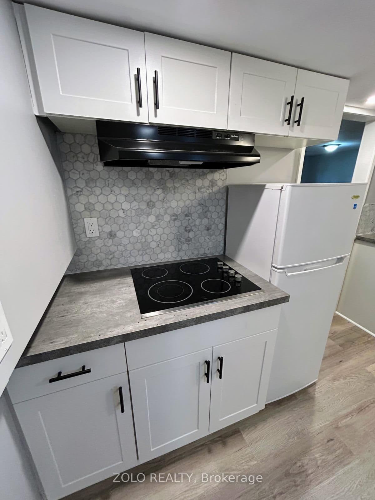 3 Old York Crescent, Unit Lower - Image 4