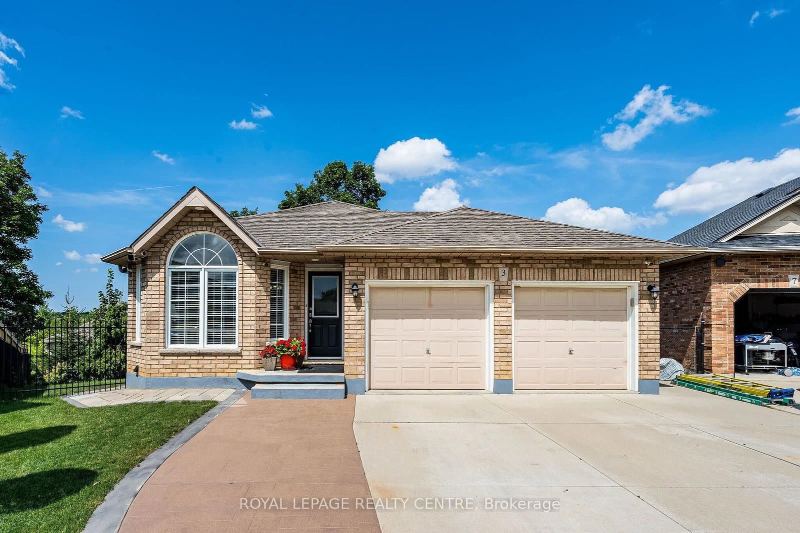 3 Vineberg Drive - Image 2