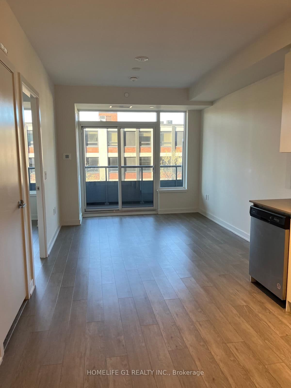 212 Kingwilliams Street, Unit 522 - Image 2