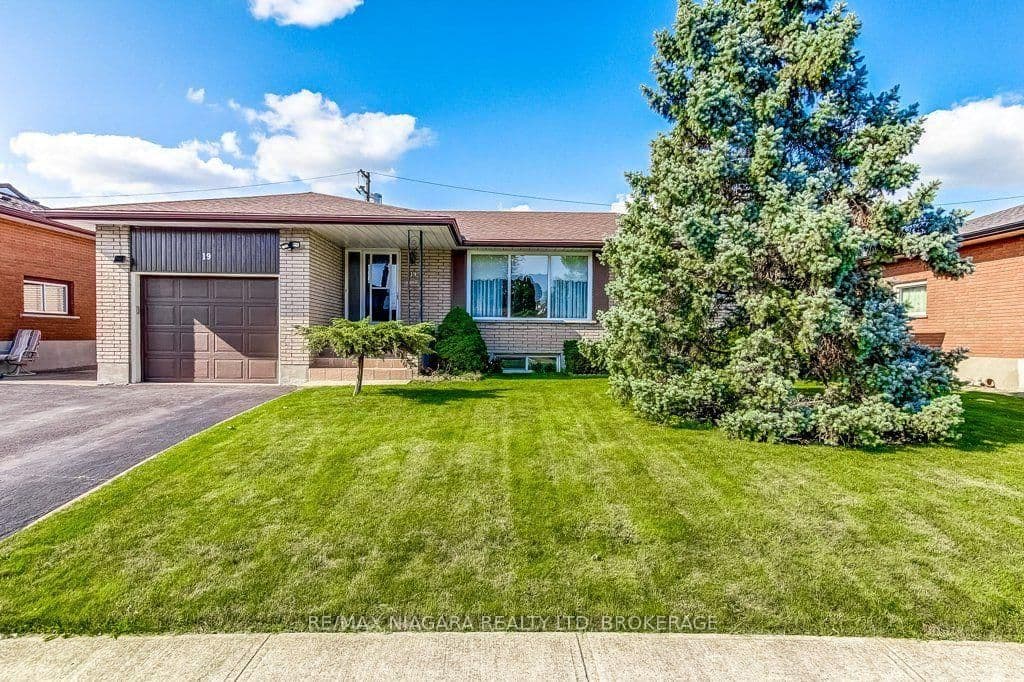 19 Eastdale Crescent - Image 1