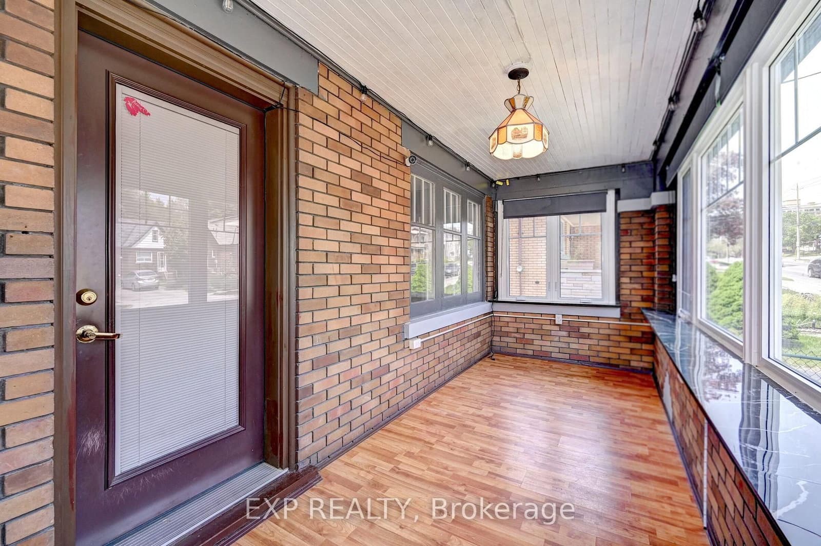 147 Courtland Avenue E - Image 5