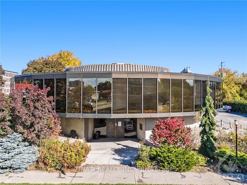 2300 CARLING Avenue - Image 1
