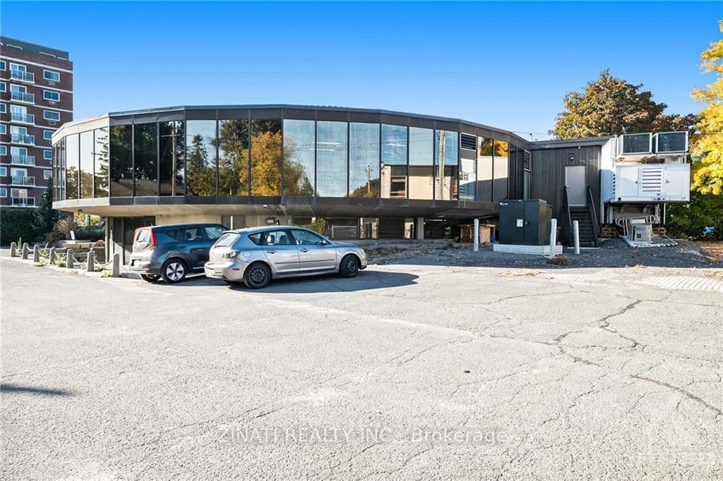 2300 CARLING Avenue - Image 5